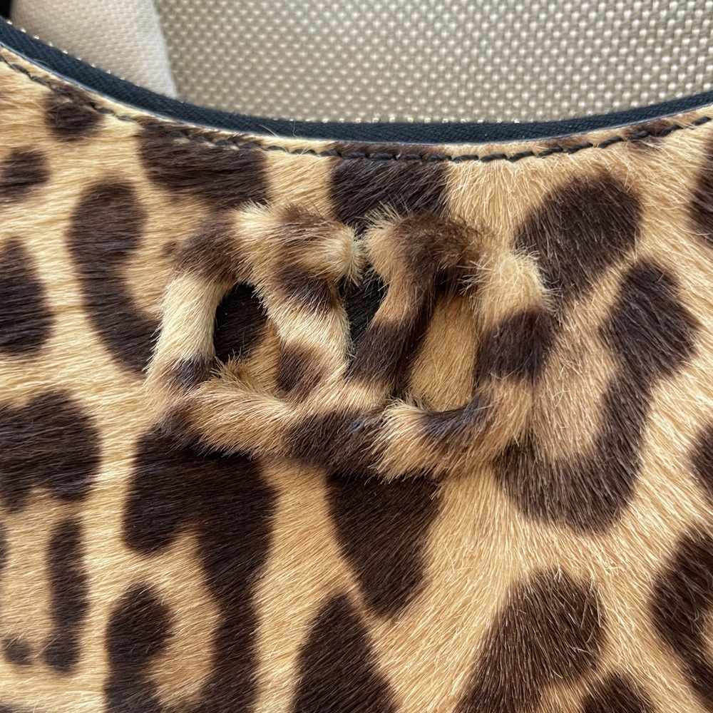 Valentino VLOGO genuine calf hair Leopard Print -looking to trade Open to offers - Picture 7 of 15